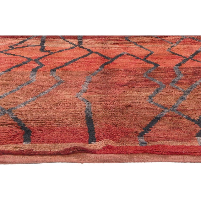 Berber Tribes of Morocco Vintage Red Talsint Moroccan Rug - 05'02 X 08'02 For Sale - Image 4 of 10