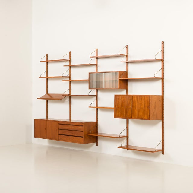 1960s Teak 4-Bay Wall Unit attributed to Poul Cadovius for Cado, 1960s For Sale - Image 5 of 18