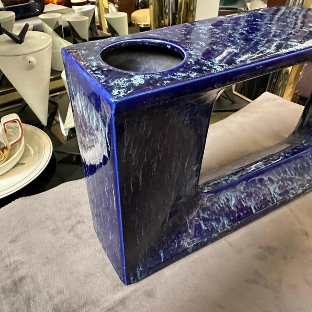 Blue 1970s Post Modern Blue Ceramic Vase by Rigon for Bertoncello For Sale - Image 8 of 10