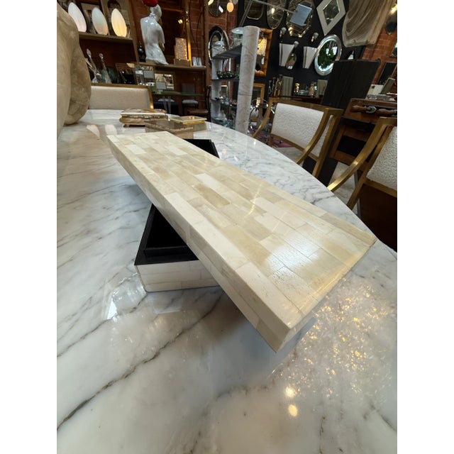 VIntage Italian, Rectangular Cream Bone Inlay Box 1970 For Sale - Image 4 of 7