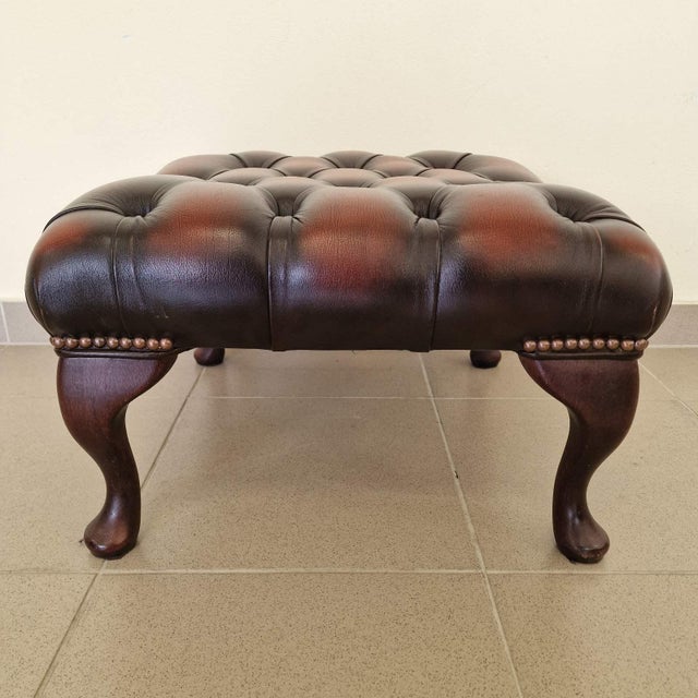 Chesterfield Leather Living Room Set, 1970s, Set of 4 For Sale - Image 16 of 18