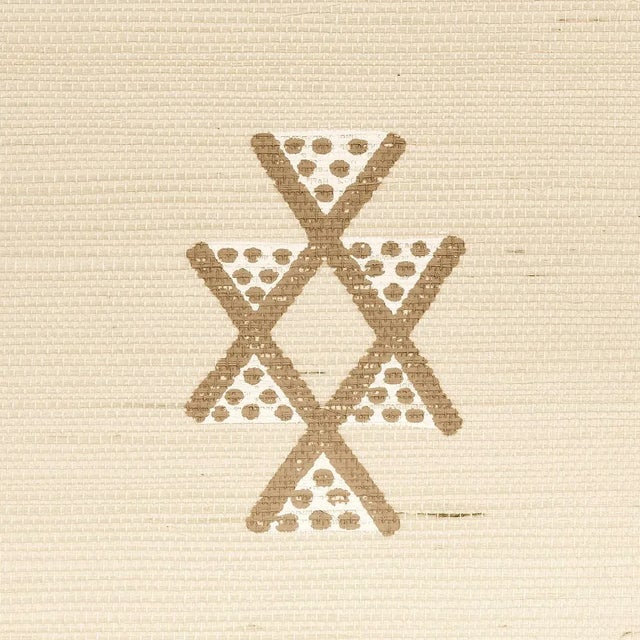 Schumacher Sample - Schumacher Samsun Sisal Wallpaper in Natural For Sale - Image 4 of 6