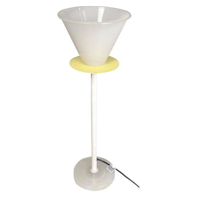 Italian Modern Table Lamp in Murano Glass and Yellow Metal, 1980s For Sale