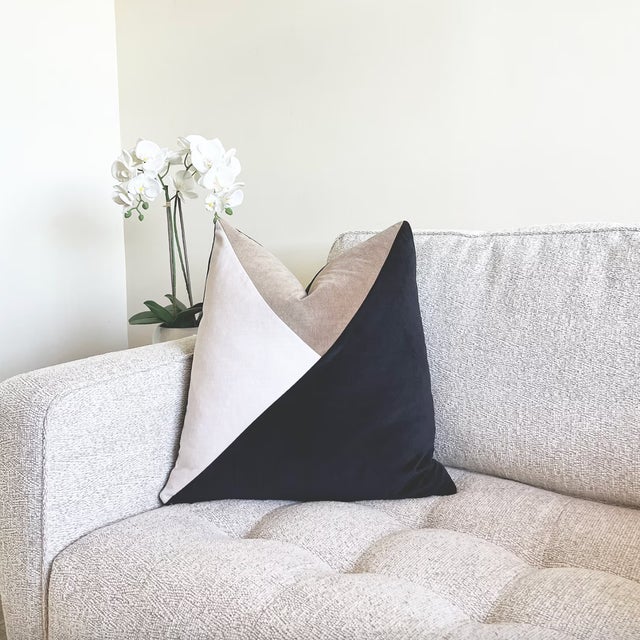 Black Colorblock Velvet Throw Pillow With Feather Down Insert For Sale In New York - Image 6 of 6