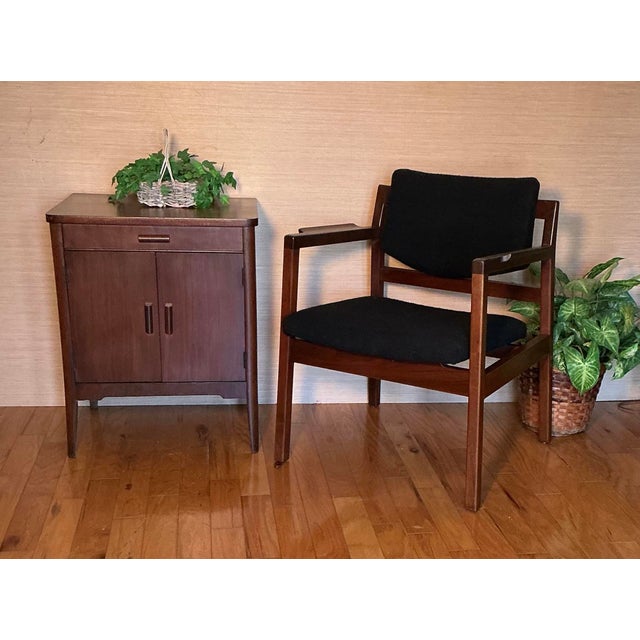 1960s Jens Risom Design Arm Chair Black Upholstery For Sale - Image 12 of 12