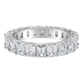 3.80 Carat Emerald Cut Diamond Wedding Eternity Band in Platinum, Size 6 For Sale