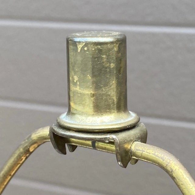 Mid 20th Century 1950s Mid-Century Modern Ceramic Table Lamp in Salmon & Gold For Sale - Image 5 of 13