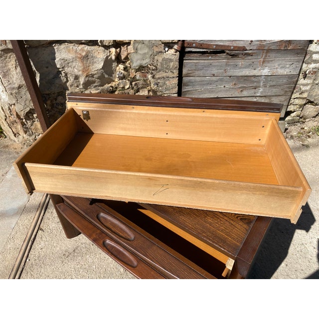 Vintage Veneer Chest of Drawers in Elm Wood, 1970s For Sale - Image 6 of 18