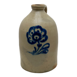 Outstanding Mid 1800s Antique American Blue Flower Decorated Stoneware 1 Gallon Jug in Excellent Condition.
