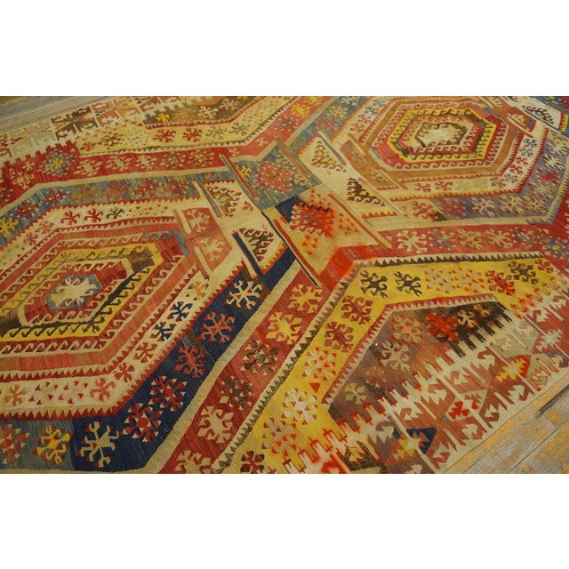 Relaxed and Inviting Tribal Geometric Pattern Colorful Mid 20th Century Turkish Anatolian Flat Weave Kilim Carpet For Sale In New York - Image 6 of 12
