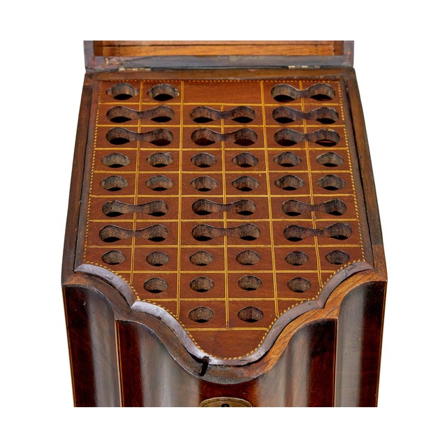 18th century inlaid mahogany Georgian serpentine knife box, circa 1790 Good quality decorative box, serpentine fronted and...