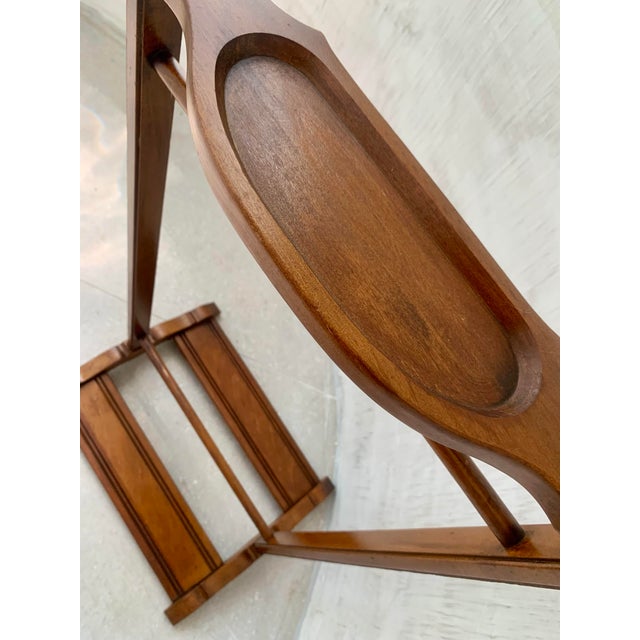 1960’s Vintage Mid-Century Modern Men’s Bedroom Wood Suit Valet For Sale - Image 10 of 12