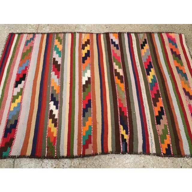 Galerie Shabab Collection Mid-20th Century Persian Flatweave Kilim Rug For Sale In New York - Image 6 of 9