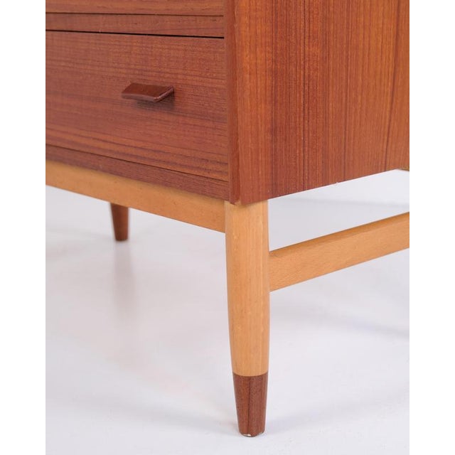 Teak and Oak Chest of Drawers by Poul M. Volther for Munch Møbler, 1960 For Sale - Image 9 of 12