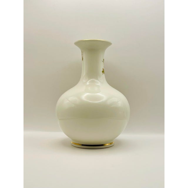 Vintage Chrysanthemum Chinoiserie Vase For Sale - Image 10 of 10