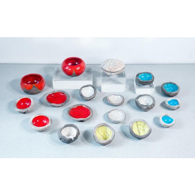 Ceramic Bowls from Santilli, 1990s, Set of 18 For Sale - Image 13 of 18