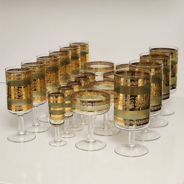Culver Starlyte Green Heavy Gold Stripe - Scrolls Included in 20pc set 6 Wine Glasses 4 Water Stem Goblets 5 Cordial Stem...