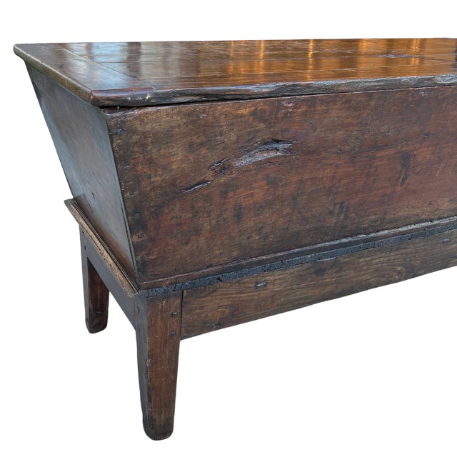 19th Century French Oak Dough Bin Table For Sale - Image 9 of 12