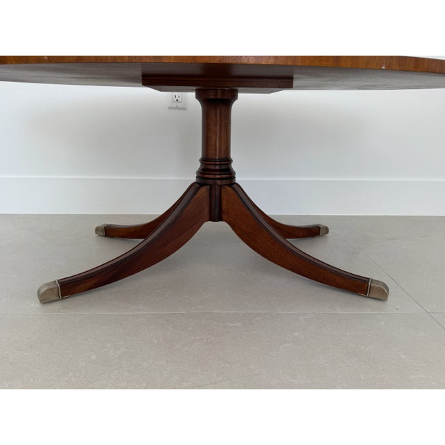 1990s 1990s Vintage Ethan Allen Newport Collection Mahogany Oval Coffee Table For Sale - Image 5 of 6