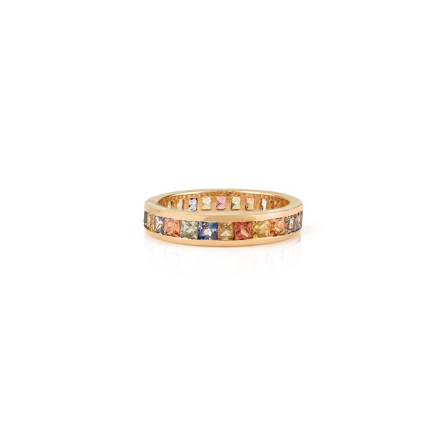 Pop Art Style Rainbow Multi Sapphire Eternity Band Ring in 14k Yellow Gold Size 6.5 For Sale - Image 4 of 16