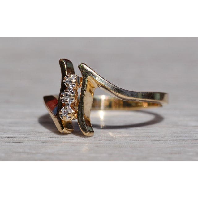 The Stiltner: Ladies Yellow Gold Diamond Bypass Ring For Sale - Image 4 of 10