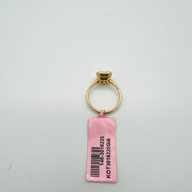 2020s Gia 3 Carat Yellow Diamond Radiant Bezel Prong Ring in 18k Yellow Gold, Size 6.75 For Sale - Image 5 of 8