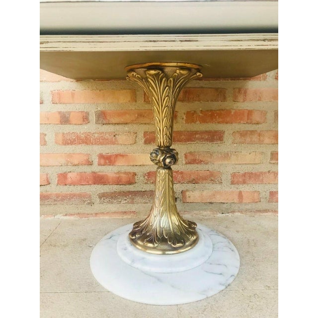 Pair of Neoclassical Pedestal Nightstands, Mid-20th century For Sale - Image 11 of 13