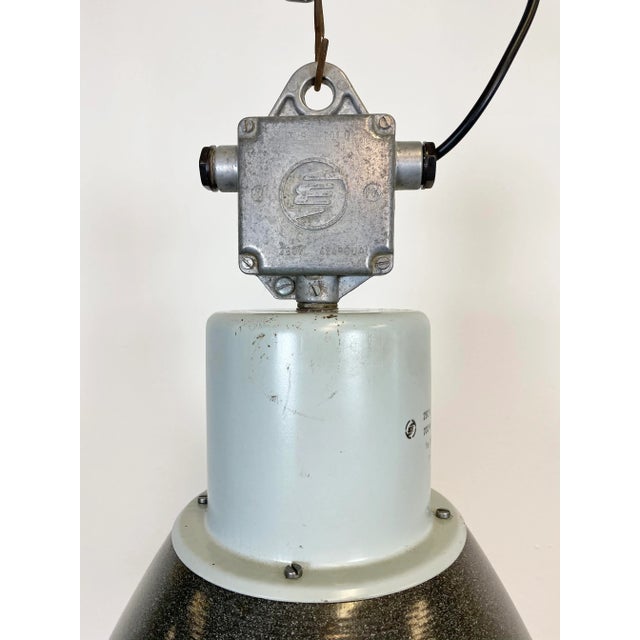 Industrial Industrial Gray Enamel Factory Lamp from Elektrosvit, 1960s For Sale - Image 3 of 12