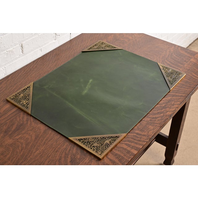 Art Deco Tiffany Studios New York Grapevine Bronze Doré Blotter Corners With Leather Desk Blotter For Sale - Image 3 of 13
