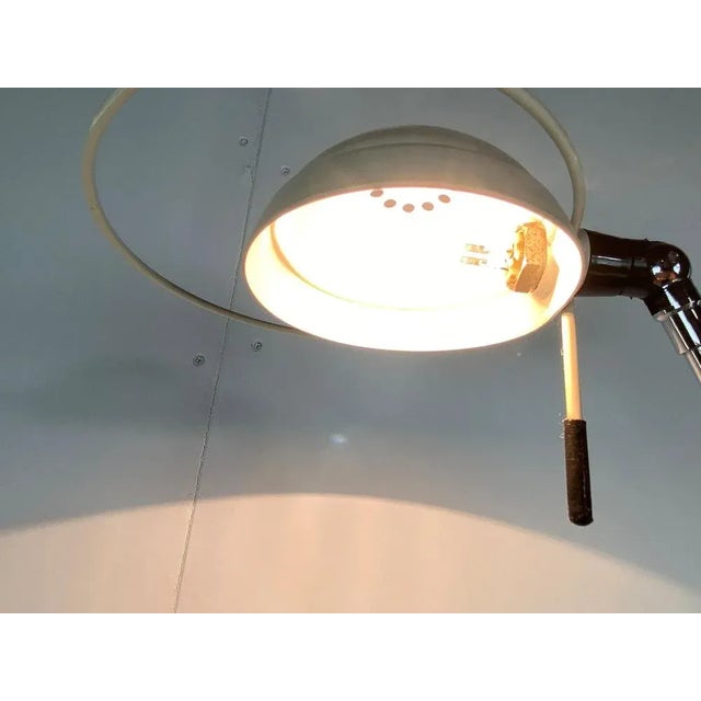 Very beautiful floor lamp against weight Vintage edition of the 70s completely adjustable on their support, Electric...