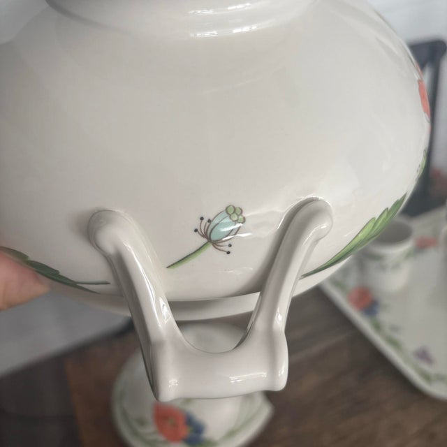 Vintage Villeroy & Boch Amapola Porcelain Soup Tureen For Sale - Image 11 of 12