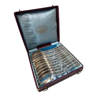 Vintage or Antique Christofle Silver Plated Chinon Pattern Coffee or Dessert Spoons 5.5" in Box - Set of 12 For Sale
