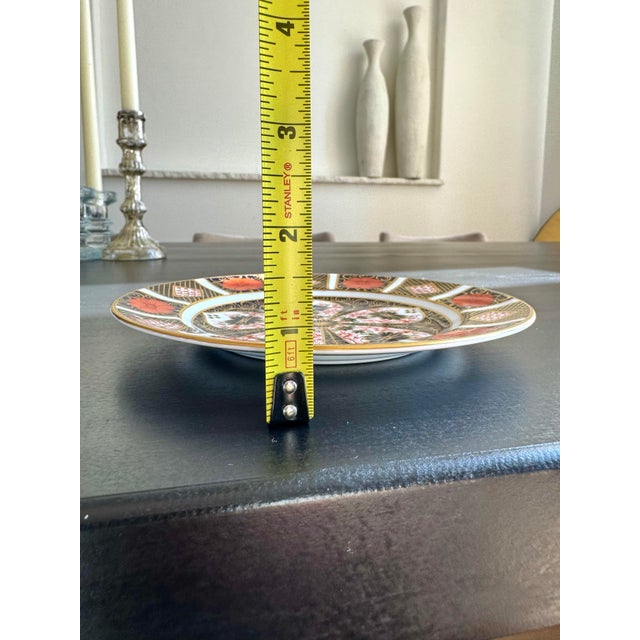 Royal Crown Derby Porcelain 1968 Royal Crown Derby Old Imari ~ Pattern 1128 ~ XXXI ~ Bread Plate For Sale - Image 4 of 5