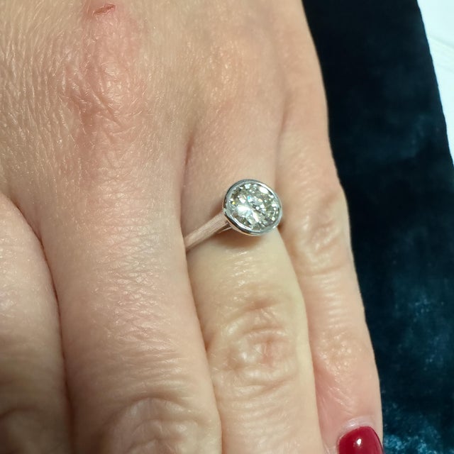 Metal 1.01 Carat Round Diamond Vintage Bezel 14k White Gold Solitaire Ring, Size 5.25 For Sale - Image 7 of 8