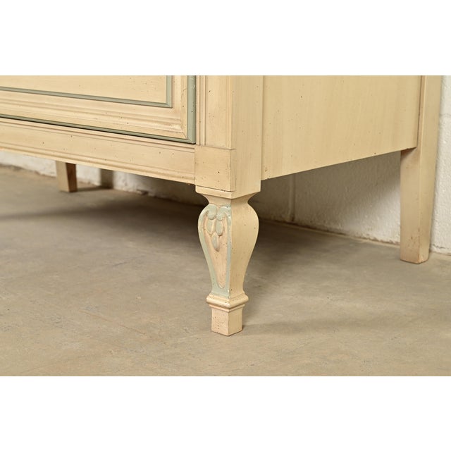 John Widdicomb Style French Regency Louis XVI Cream Lacquered Highboy Dresser, Circa 1960s For Sale - Image 14 of 18