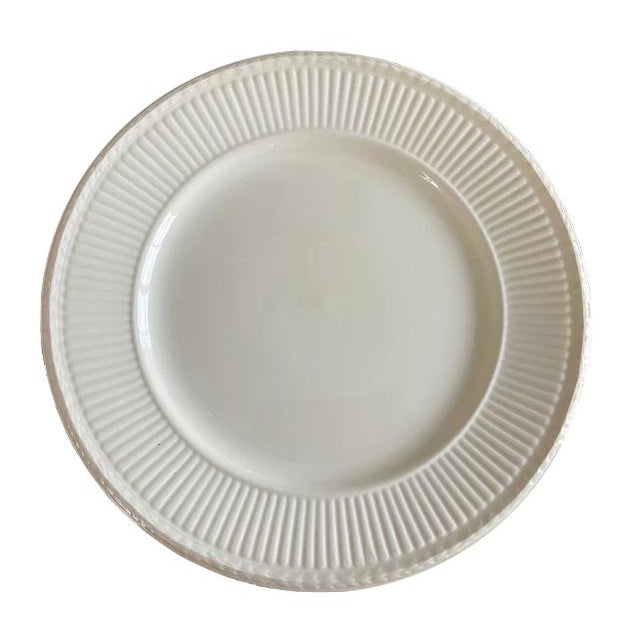 I bought these six Wedgwood of Etruria & Barlaston Window dinner plates from Macy's Union Square in San Francisco in about...
