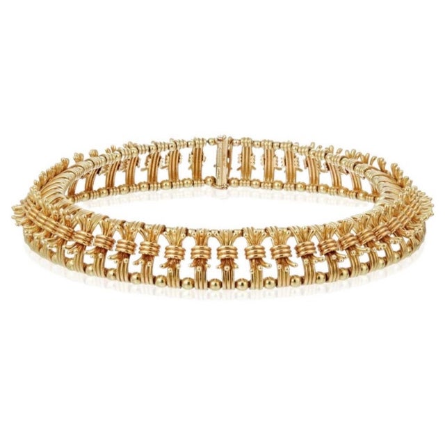 DESIGNER Tiffany & Co. Schlumberger 18K Yellow 213.1 GM Gold Bow Tie Necklace For Sale - Image 18 of 18