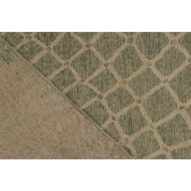 Rug & Kilim’s Dustin Rug in Cream and Green, 5x8 For Sale In New York - Image 6 of 7
