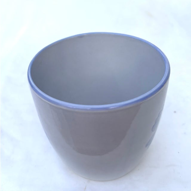 Ceramic Late 20th Century Portuguese Folk Art Salt Glazed Stoneware Cachepot With a Cobalt Blue Flower by New England Pottery For Sale - Image 7 of 8