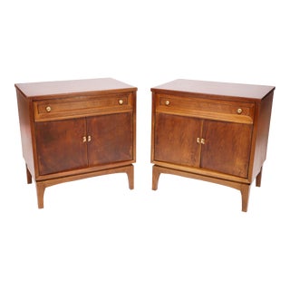 Vintage Mid Century Modern Nightstands by Red Lion Table Company Set of 2 For Sale