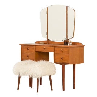 Mid-Century Scandinavian Dressing Table in Teak, Norway, 1970s For Sale