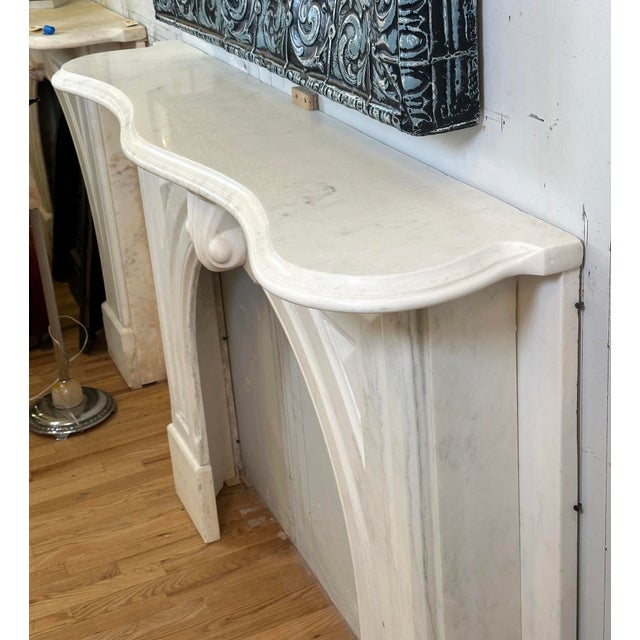 Early 20th Century Neoclassical White Marble Mantel For Sale - Image 10 of 10