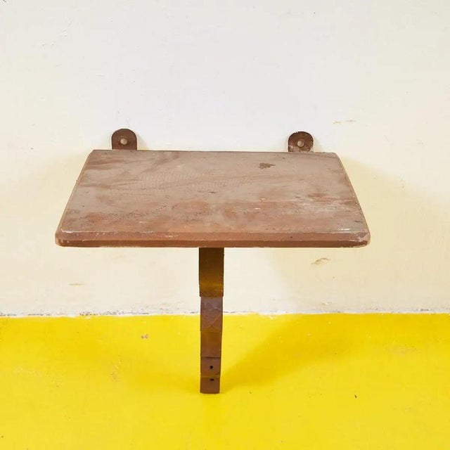 Item : This wooden shelf, with its simple yet refined design, is the perfect addition to any space. Its clean lines and...