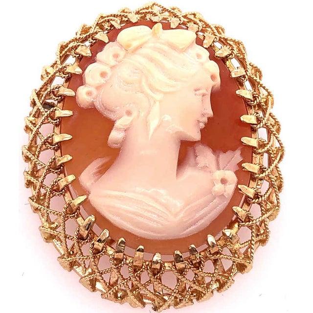 18 Karat Yellow Gold Filigree Design With Woman's Profile Cameo Pendant For Sale - Image 9 of 9