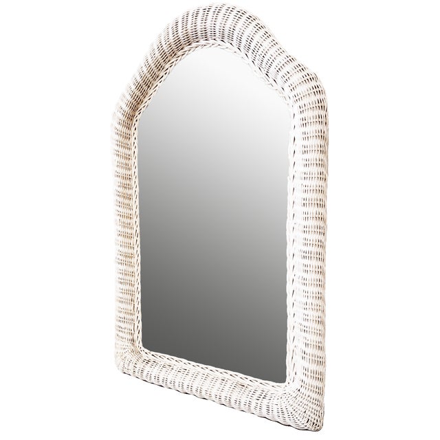Easy / breezy large curvy white wicker wall mirror. Perfect for coastal, gustavian, shabbychic or grandmillenial decor....
