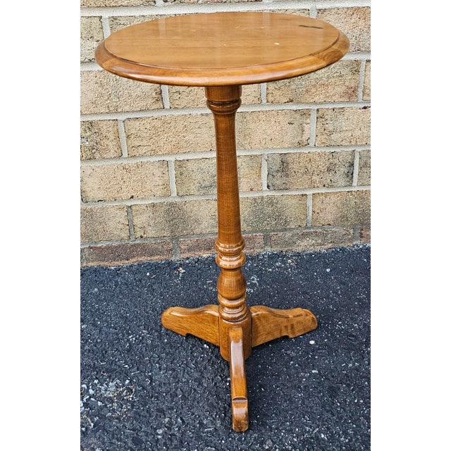 American Late 20th Century Ethan Allen Maple Round Floor Candle Stand For Sale - Image 3 of 4
