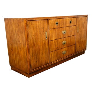 1960s Mid Century Modern Credenza Dresser Drexel 5 Drawer Brass Handles Passage MCM For Sale