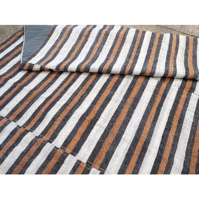 Textile Galerie Shabab Collection Mid-20th Century Turkish Flatweave Kilim Accent Carpet For Sale - Image 7 of 7