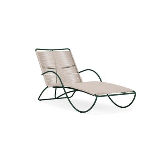 Brown Jordan Walter Lamb Aluminum Contoured Chaise in Forest Green with Pebble Strapping For Sale