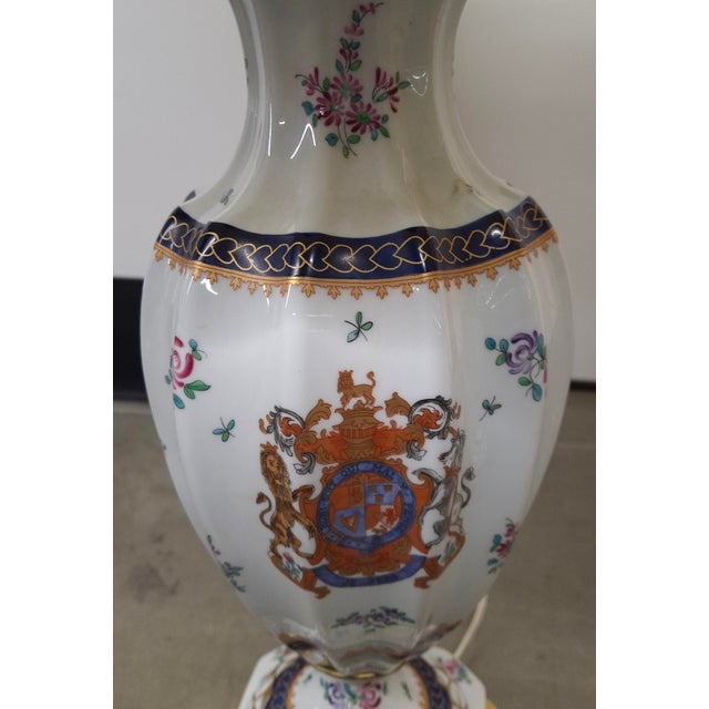 White 1970s Procelaine De Paris Bicentennial Painted Lamps - a Pair For Sale - Image 8 of 16